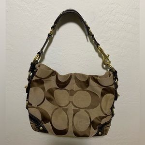 Coach signature Carly purse